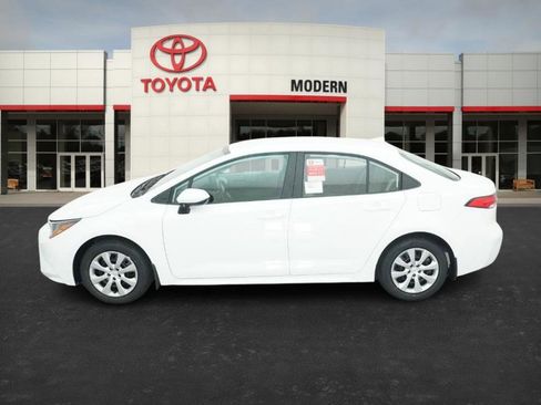 New 2026 Toyota Corolla LE image 10