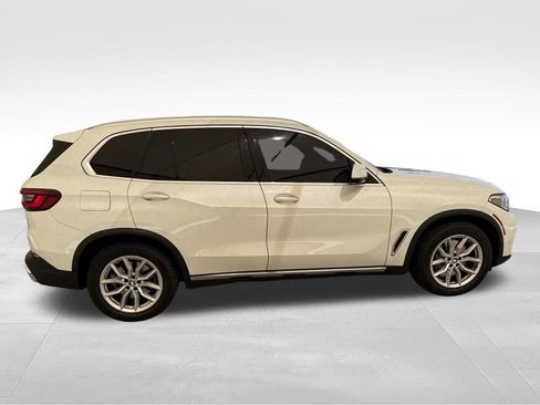 Used 2021 BMW X5 xDrive45e w/ Executive Package 3 AWD/4WD image 8