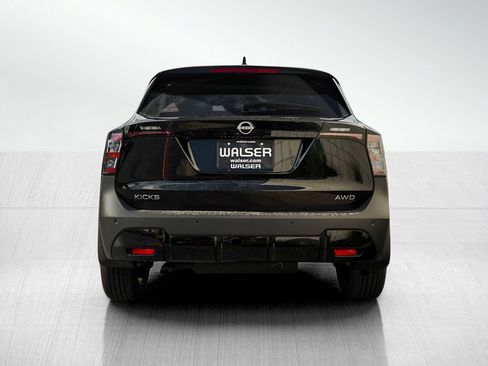 New 2026 Nissan Kicks SV w/ SV Premium Package image 5