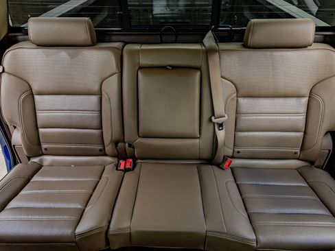 Used 2015 GMC Sierra 3500 Denali w/ Duramax Plus Package image 30