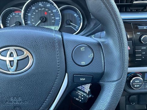 Used 2016 Toyota Corolla LE image 24