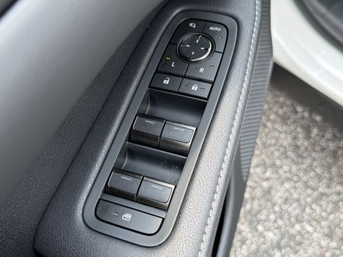 Used 2023 Lexus RX 350 Premium w/ Cold Area Package AWD/4WD image 15