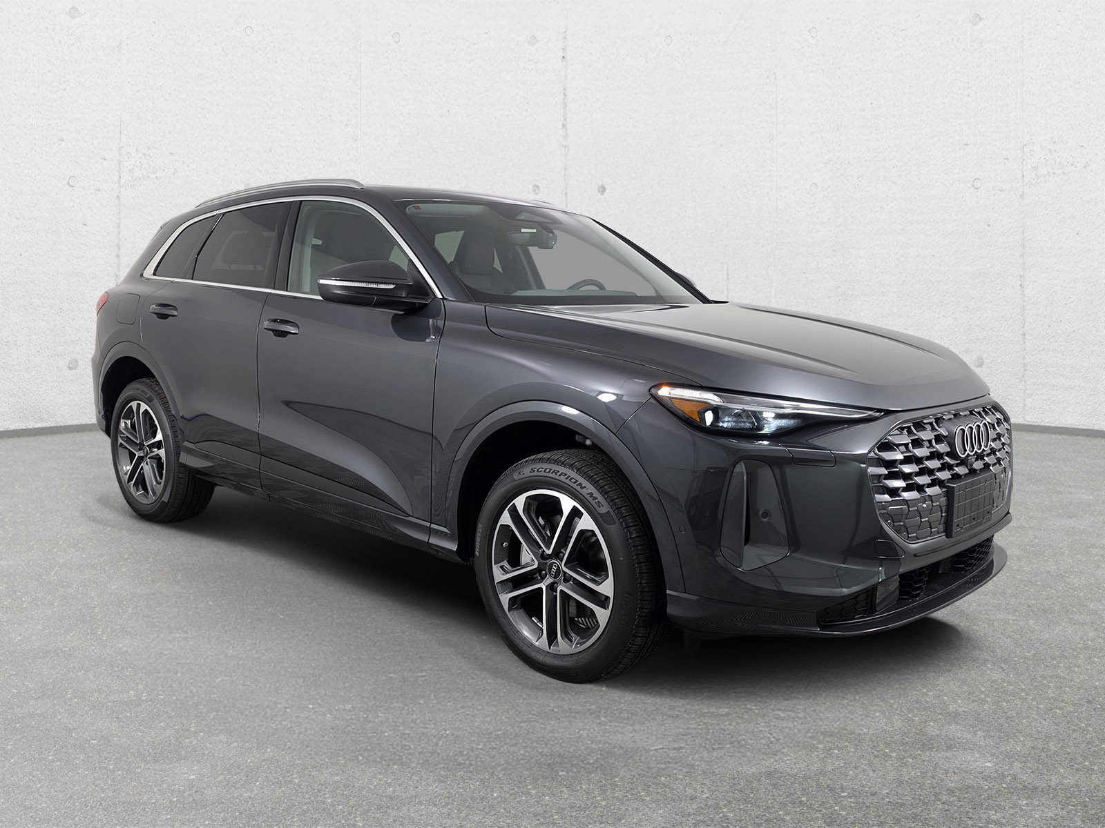 New 2026 Audi Q5 Premium AWD/4WD 360° Tour