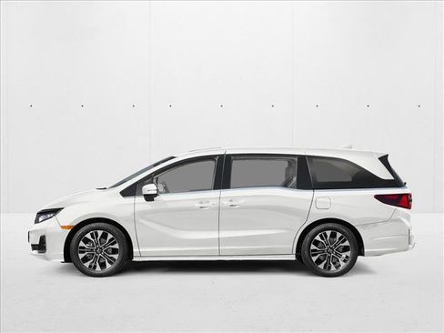 New 2026 Honda Odyssey Elite image 3