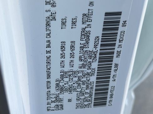 Used 2025 Toyota Tacoma TRD Sport image 21