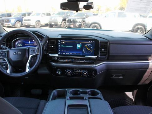 Used 2022 Chevrolet Silverado 1500 RST image 25