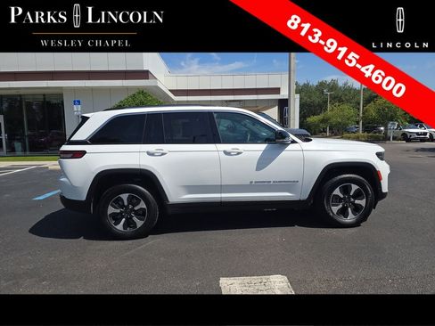 Used 2024 Jeep Grand Cherokee Limited 4xe AWD/4WD image 3