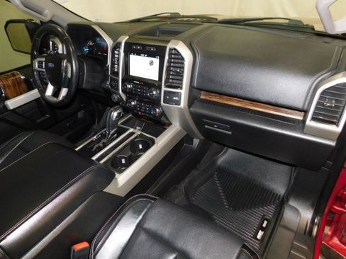 Used 2018 Ford F150 Lariat image 20