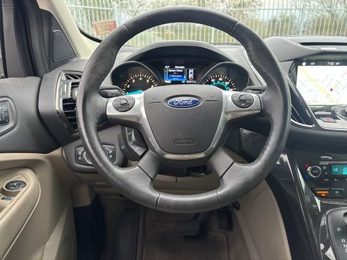Used 2016 Ford Escape Titanium image 6