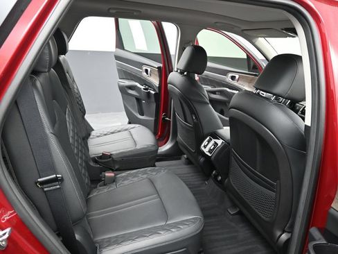 Used 2022 Kia Sorento SX Prestige AWD/4WD image 15
