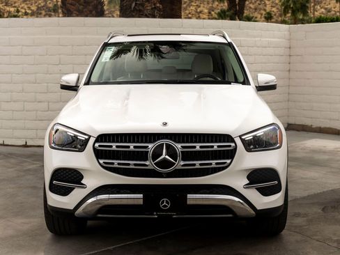 Used 2025 Mercedes-Benz GLE 350 4MATIC image 4