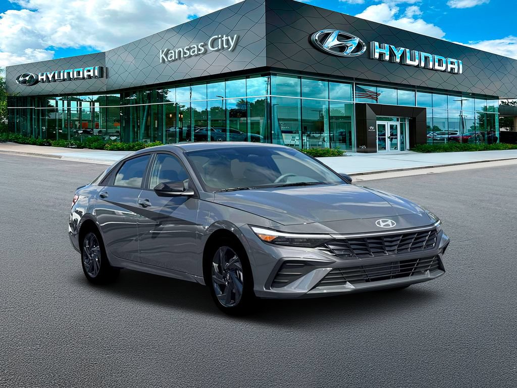 New 2026 Hyundai Elantra Sport FWD image 11