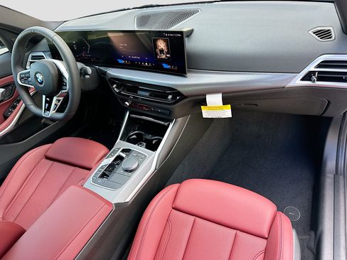 New 2026 BMW 330i Sedan w/ M Sport Package RWD image 22