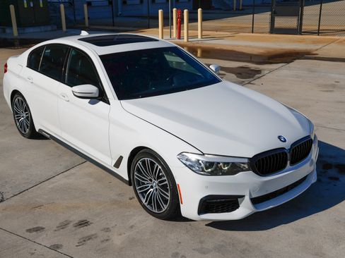 Used 2019 BMW 540i xDrive w/ M Sport Package image 20