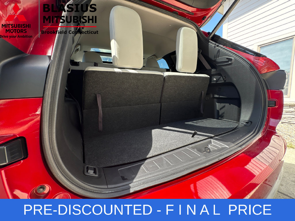 Used 2025 Mitsubishi Outlander SE AWD/4WD image 64