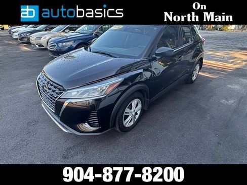 Used 2024 Nissan Kicks S FWD image 1