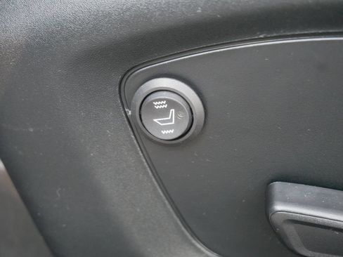 Used 2020 Ford Explorer XLT AWD/4WD image 15