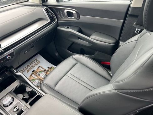 Used 2025 Kia Sorento EX w/ EX Panoramic Sunroof Package AWD/4WD image 16