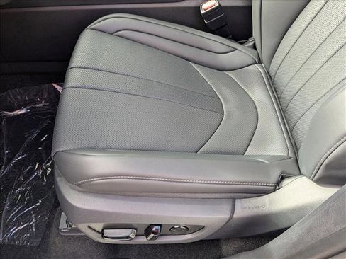 New 2026 Lexus TX 500h AWD image 4