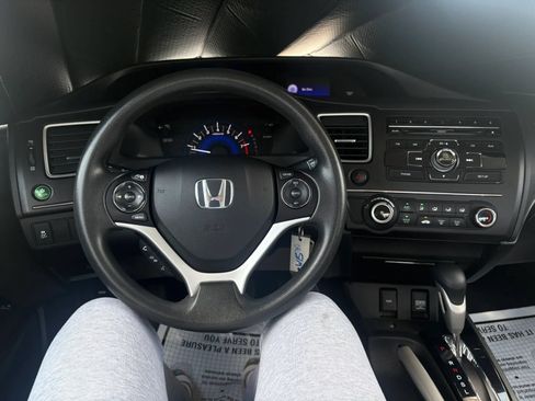 Used 2014 Honda Civic LX image 25