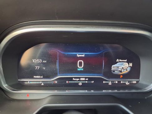 Used 2023 Chevrolet Suburban Premier AWD/4WD image 36