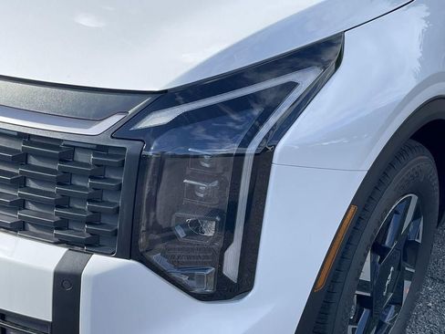 New 2026 Kia Sportage LX FWD image 28