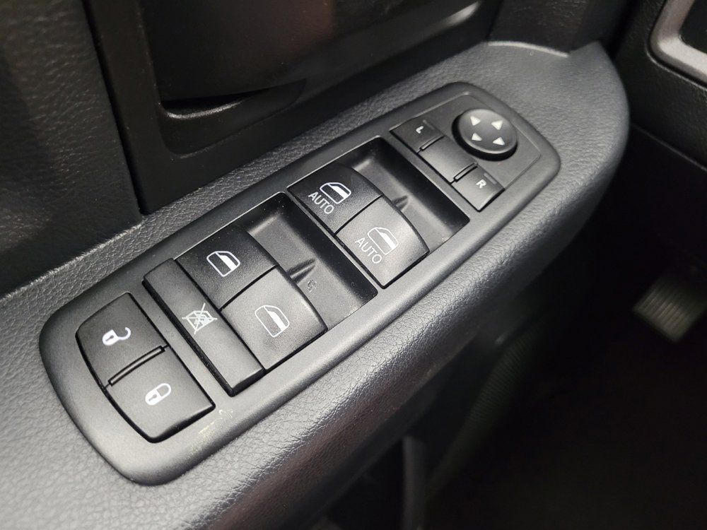 Used 2017 RAM 1500 Express w/ Black Ram 1500 Express Group AWD/4WD image 27