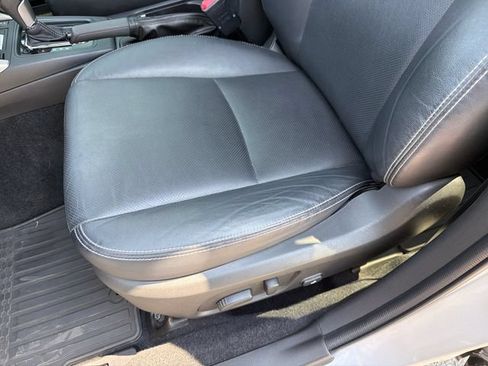 Used 2016 Subaru Forester 2.5i Touring w/ Eyesight & Navigation System AWD/4WD image 22
