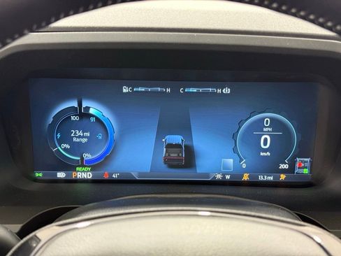 New 2025 Ford F150 Lightning Platinum image 33