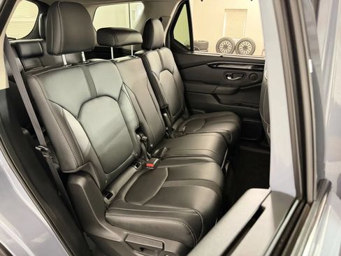 Used 2023 Honda Pilot Touring image 38