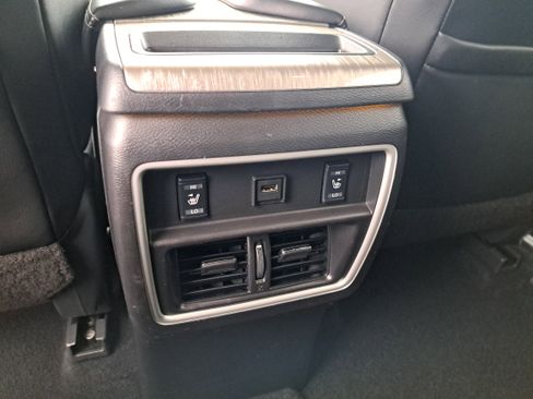 Used 2018 Nissan Murano SL image 14