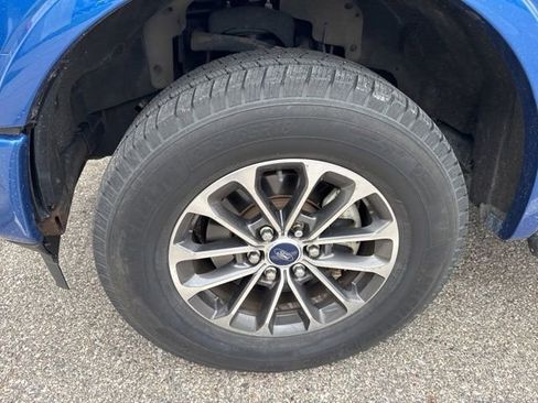 Used 2018 Ford F150 XLT w/ Equipment Group 302A Luxury AWD/4WD image 4
