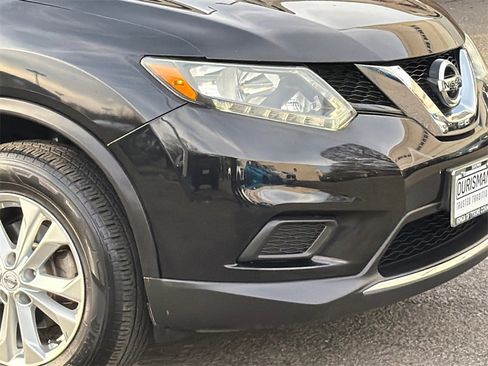 Used 2016 Nissan Rogue SV w/ SV Premium Package image 6