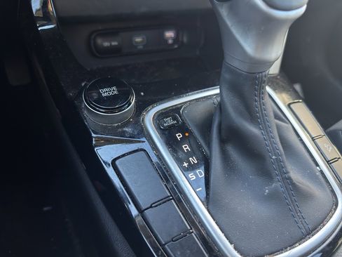 Used 2023 Kia Seltos S w/ Navigation Package image 21