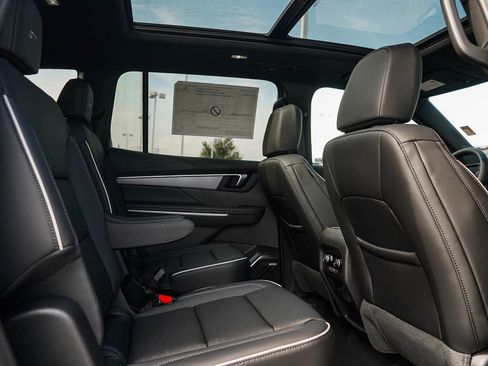 New 2026 Buick Enclave Sport Touring w/ Power Package image 14