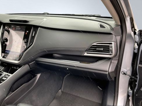 Certified 2025 Subaru Outback Touring XT image 15