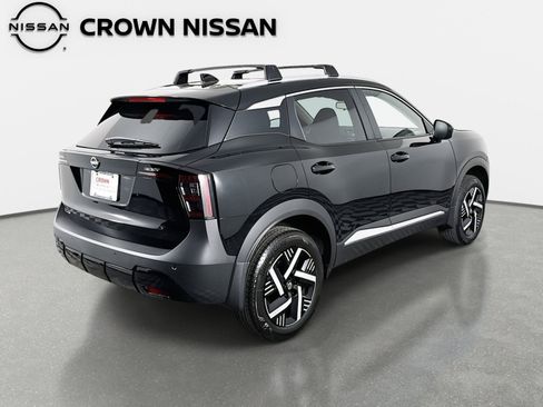 New 2026 Nissan Kicks SV FWD image 5