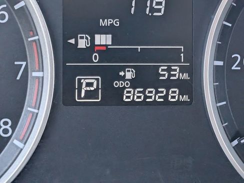 Used 2019 Nissan Kicks S image 16