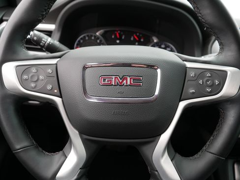 Used 2023 GMC Acadia SLT w/ Elevation Edition image 25