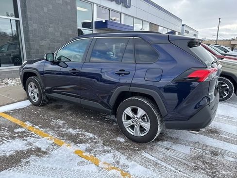 Used 2024 Toyota RAV4 XLE w/ Convenience Package image 5
