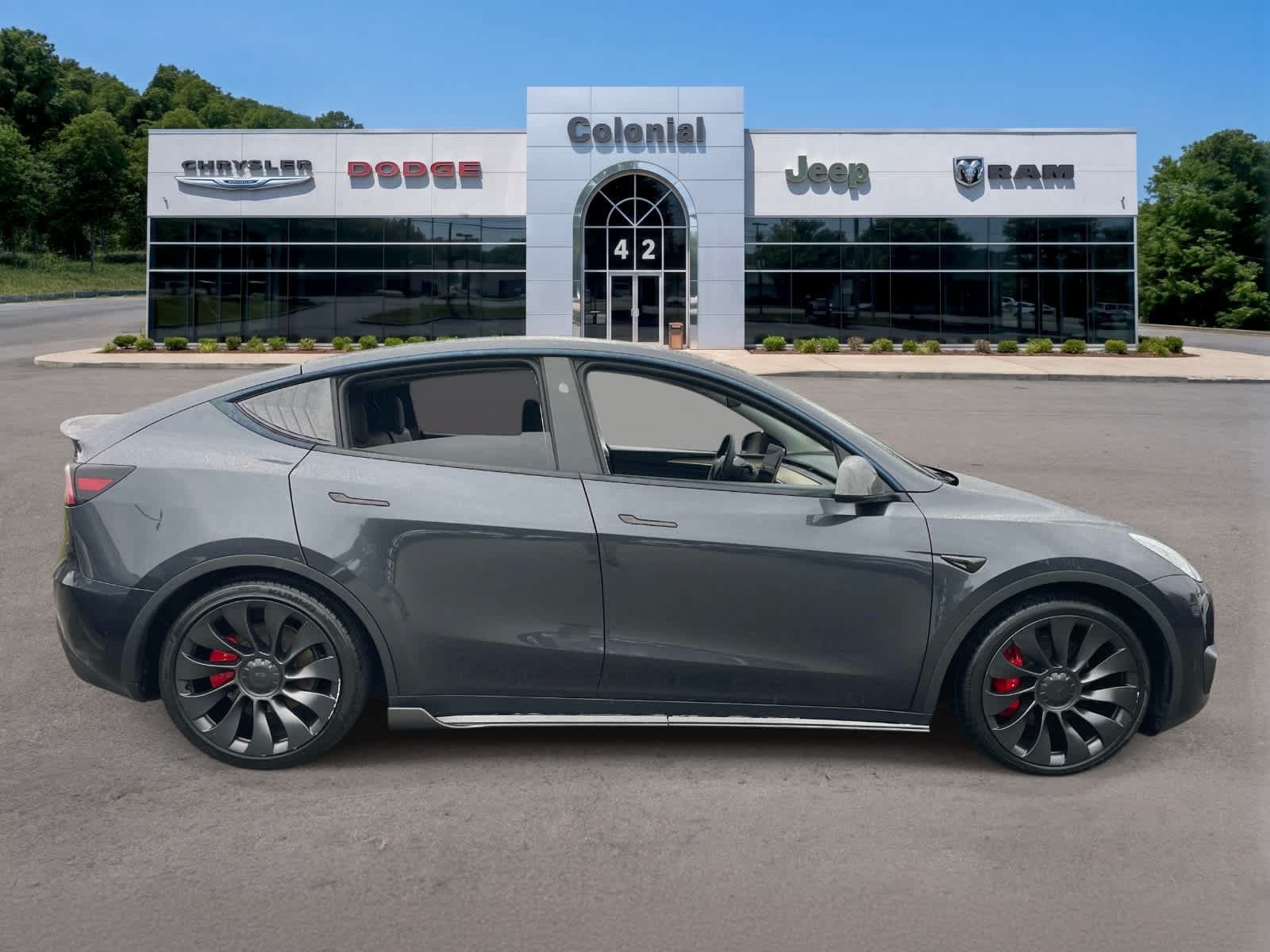 Used 2024 Tesla Model Y Performance AWD/4WD image 9