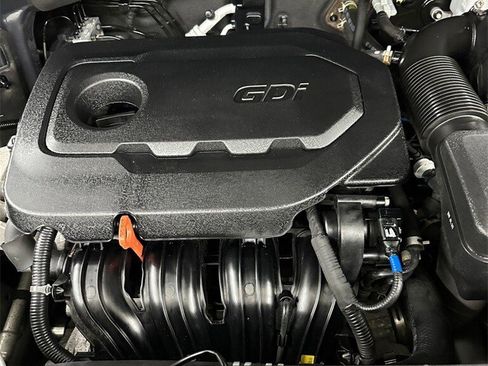 Used 2020 Hyundai Santa Fe SEL image 7