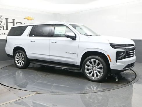 New 2026 Chevrolet Suburban Premier image 6