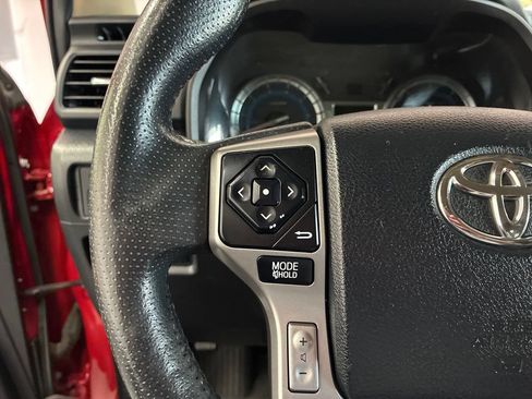 Used 2018 Toyota 4Runner Limited AWD/4WD image 13