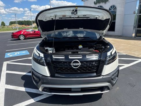 Used 2023 Nissan Pathfinder Rock Creek AWD/4WD image 26