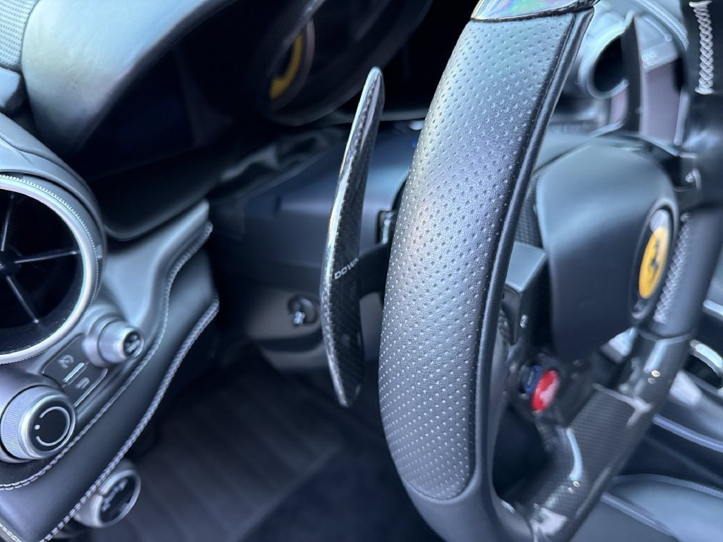 Used 2018 Ferrari GTC4Lusso AWD/4WD image 31