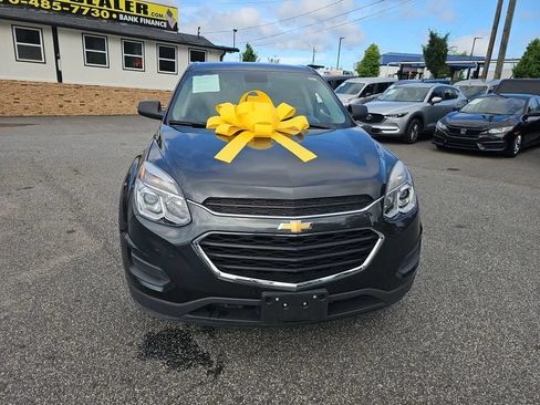 Used 2017 Chevrolet Equinox LS AWD/4WD image 9