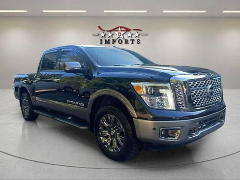 Used 2018 Nissan Titan Platinum Reserve image 7