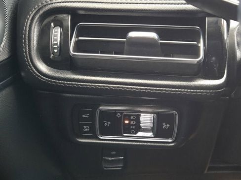 Used 2023 Lincoln Nautilus Reserve w/ Equipment Group 201A image 25