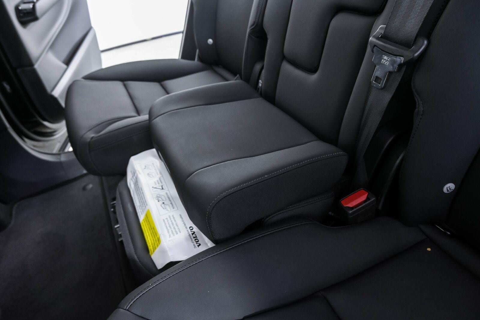 Certified 2025 Volvo EX90 Ultra AWD/4WD image 21